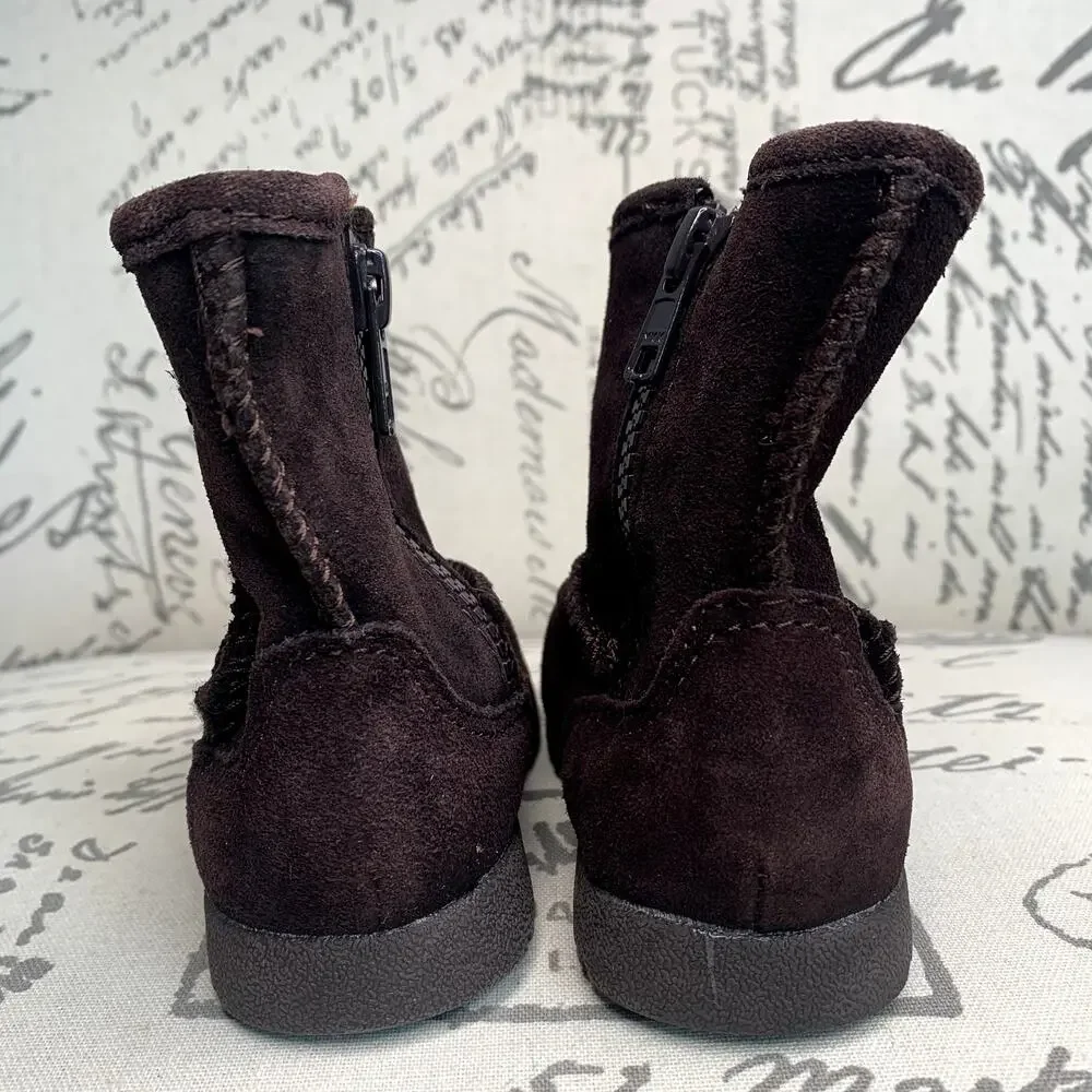 5/$25 Circo Brown‎ Suede Boots